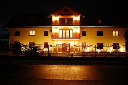 Pensjonat Korona Modrzyca Exterior photo