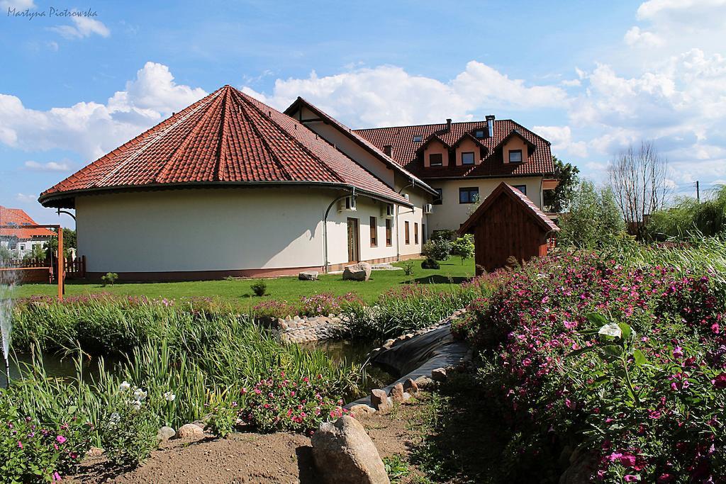 Pensjonat Korona Modrzyca Exterior photo